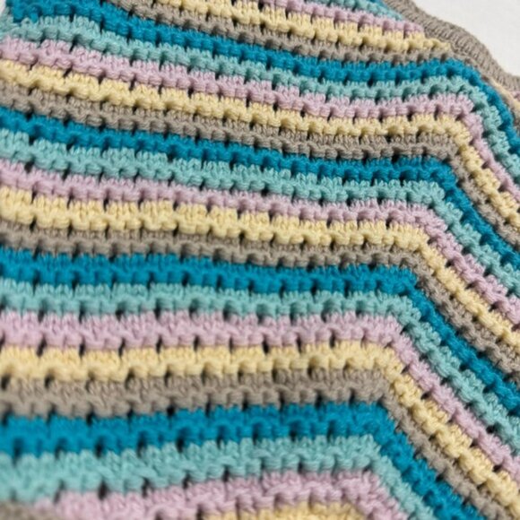 Full Tilt Multicolor Crochet Tank Top - Picture 2 of 7